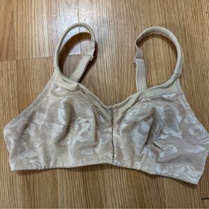 Wacoal 85276 Awareness Full Figure Seamless Wire Free Bra 40D